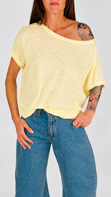 T-shirt over lino Twin