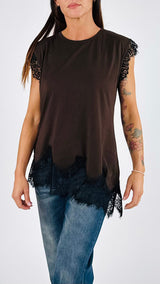 T-shirt asimmetrica pizzo T.