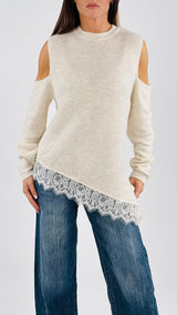 Pull cut out asimmetrico pizzo H.