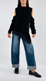 Pull cut out asimmetrico pizzo H.