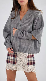 Cardigan costa larga+manicotti Vic.