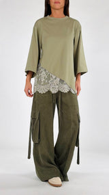 T-shirt over asimmetrica pizzo H.