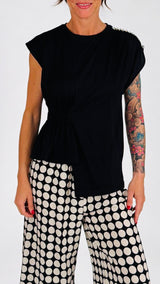 T-shirt asimmetrica cabochon Vic.