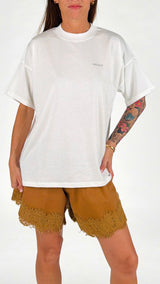 T-shirt over leopardo Vic.
