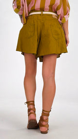 Short Ivy lino H.