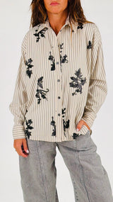 Camicia bastoncino ricami neri H.