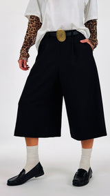 Bermuda twill pences T.