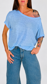 T-shirt over lino Twin