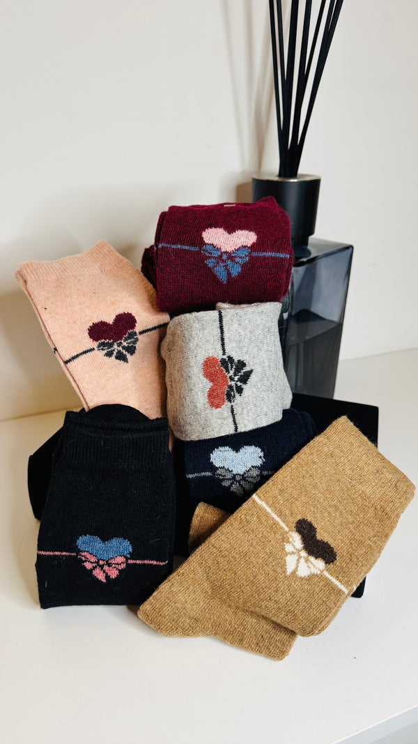 Calzino cuore e fiocco