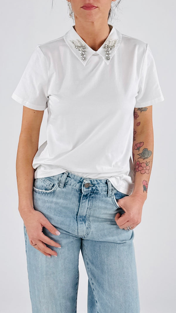T-shirt colletto cabochon You