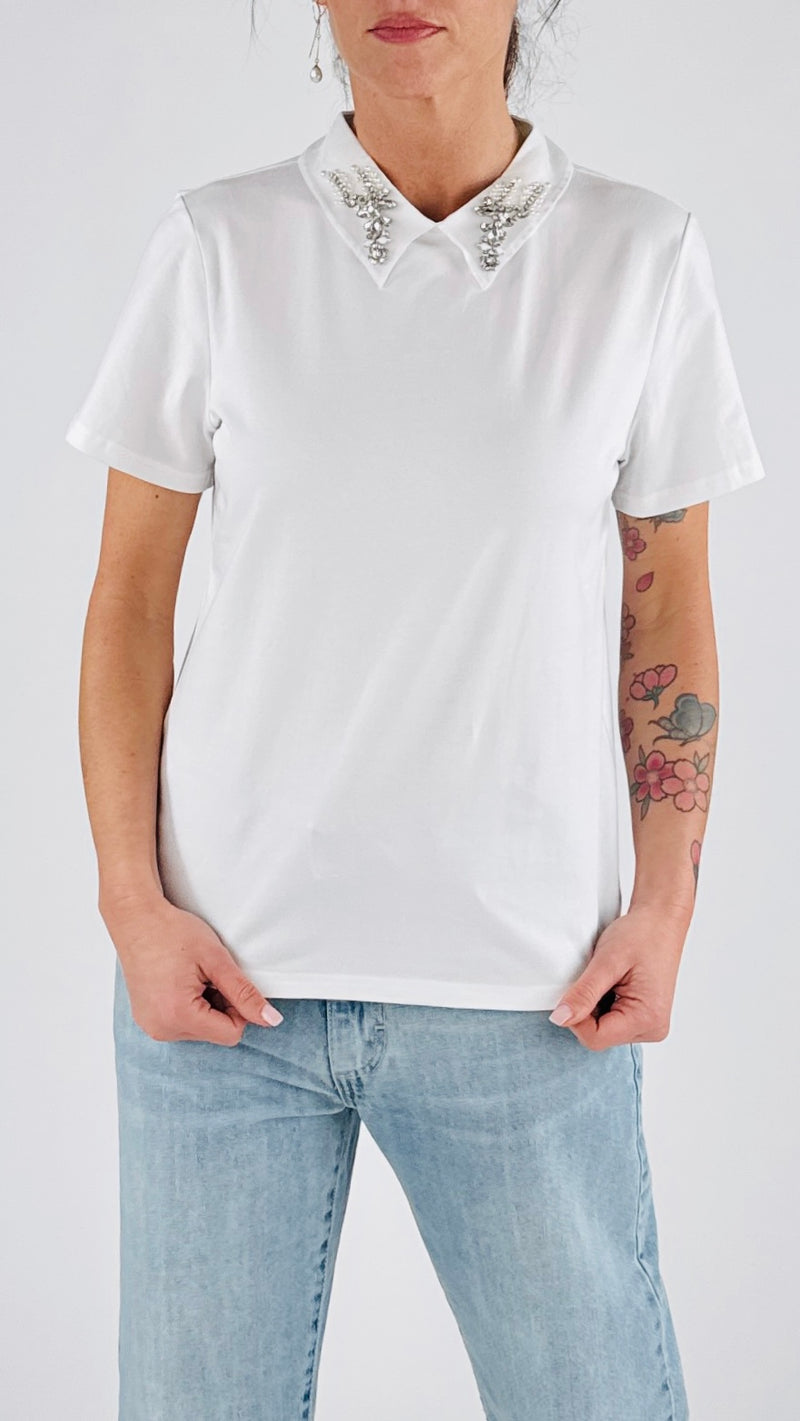 T-shirt colletto cabochon You