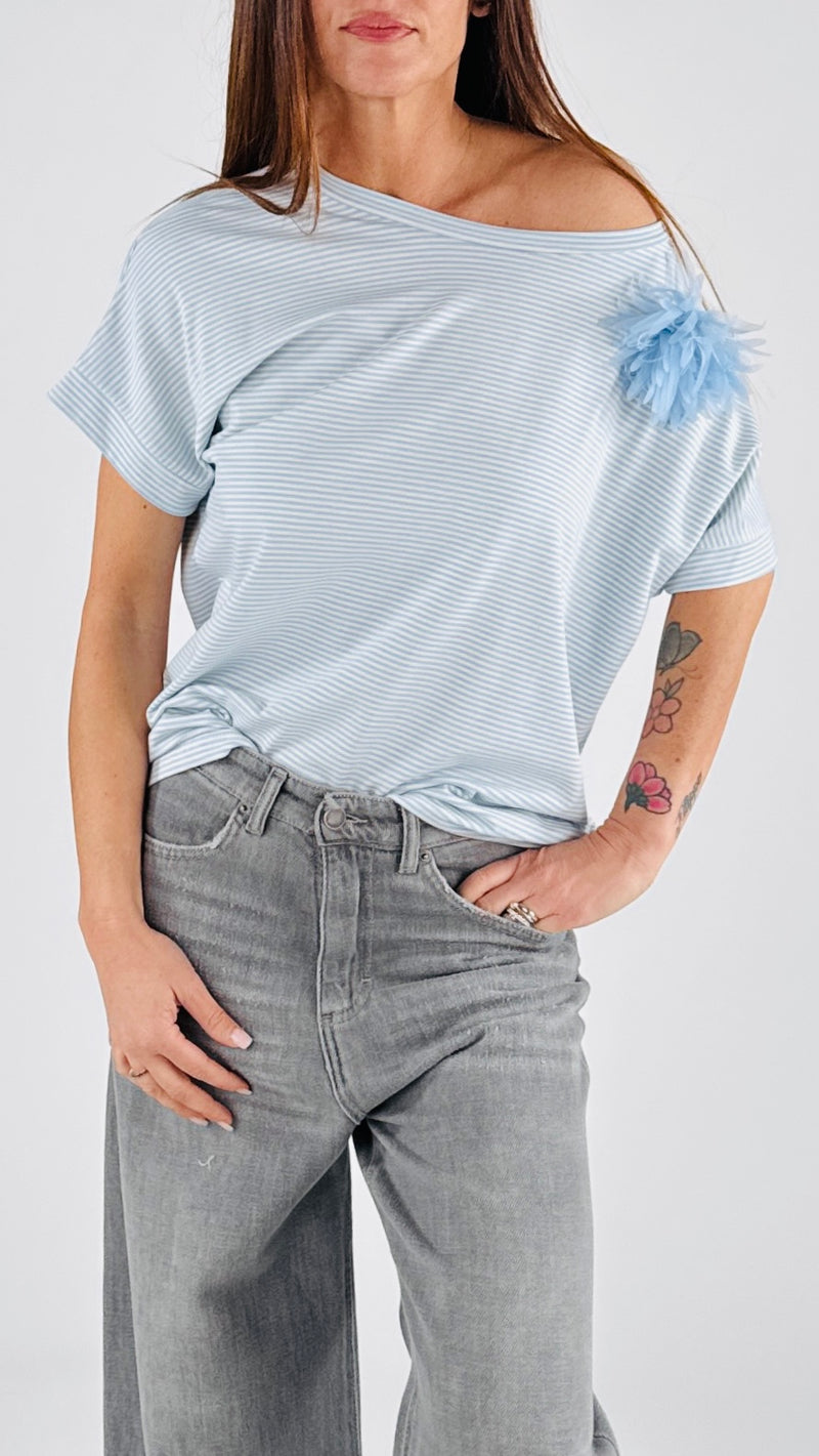 T-shirt aletta righe+spilla