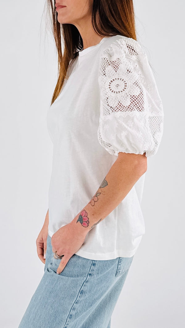 T-shirt manica palloncino intarsi T.