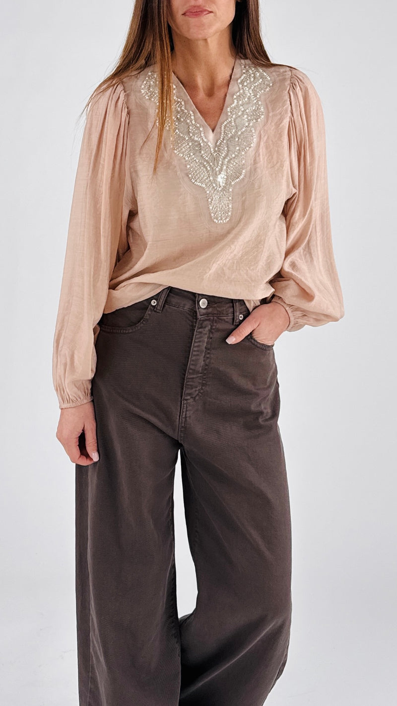 Camicia V ricami You