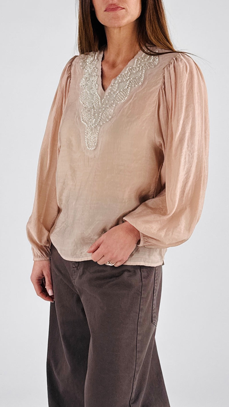 Camicia V ricami You