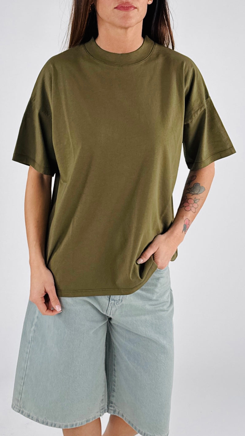 T-shirt over Vic.