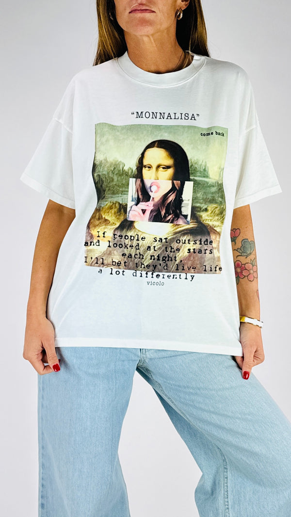 T-shirt over Monnalisa