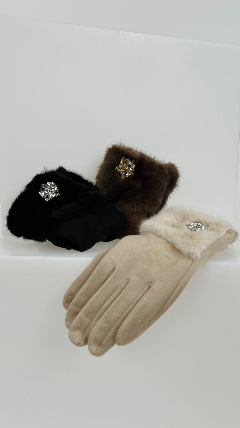 Guanto ecofur spilla