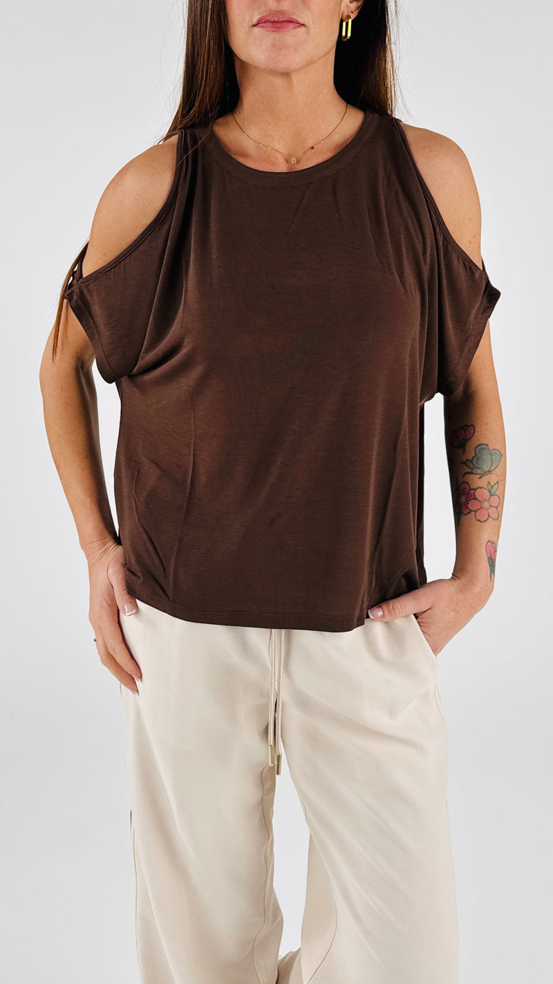 T-shirt jersey cut out K.