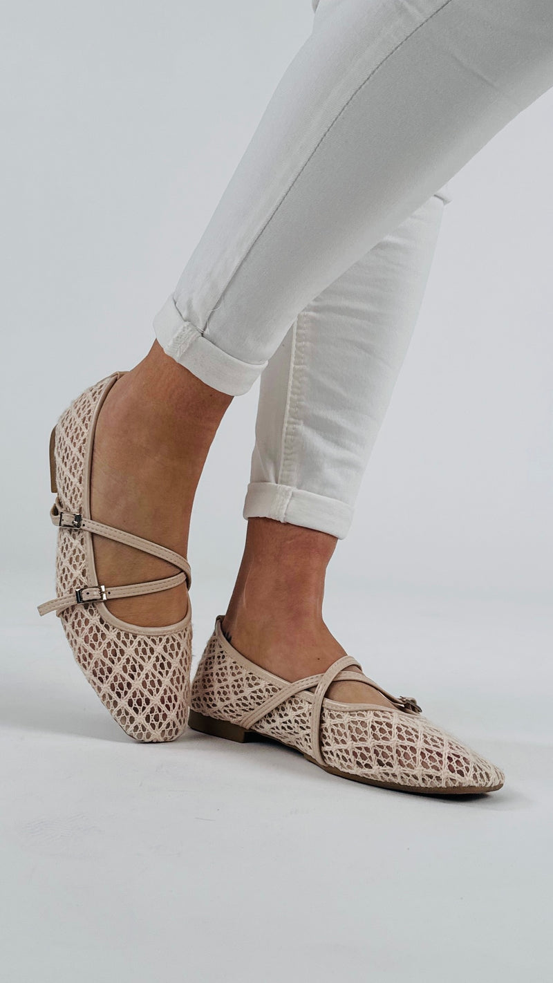 Ballerina traforata