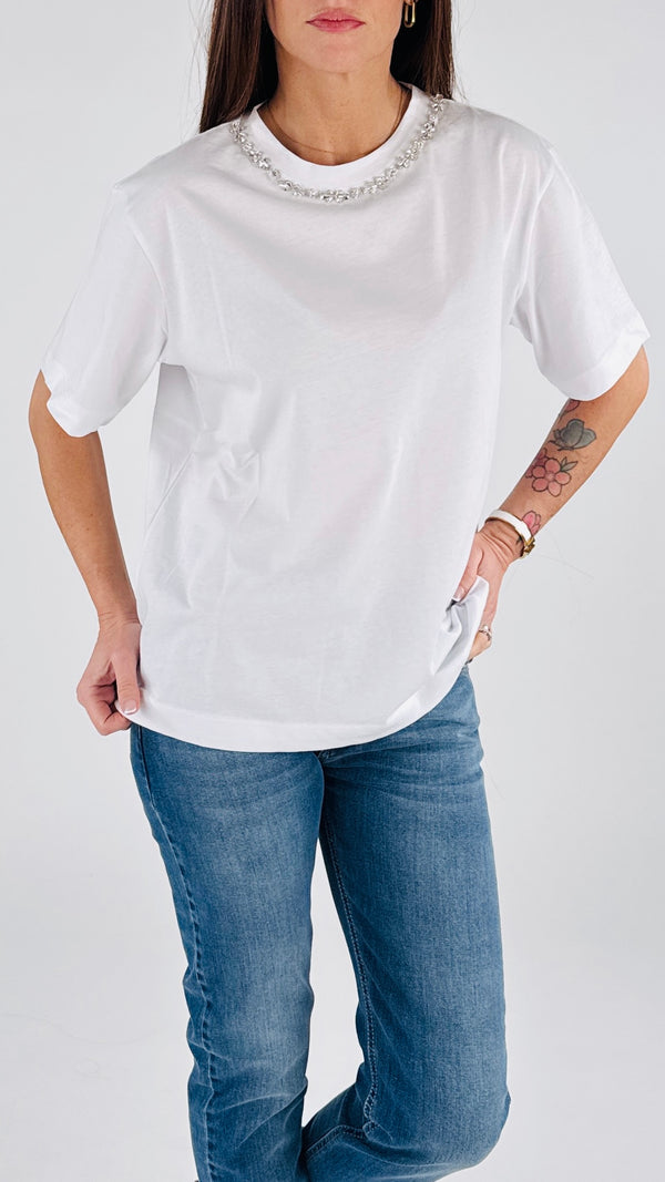 T-shirt over collo cabochon H.