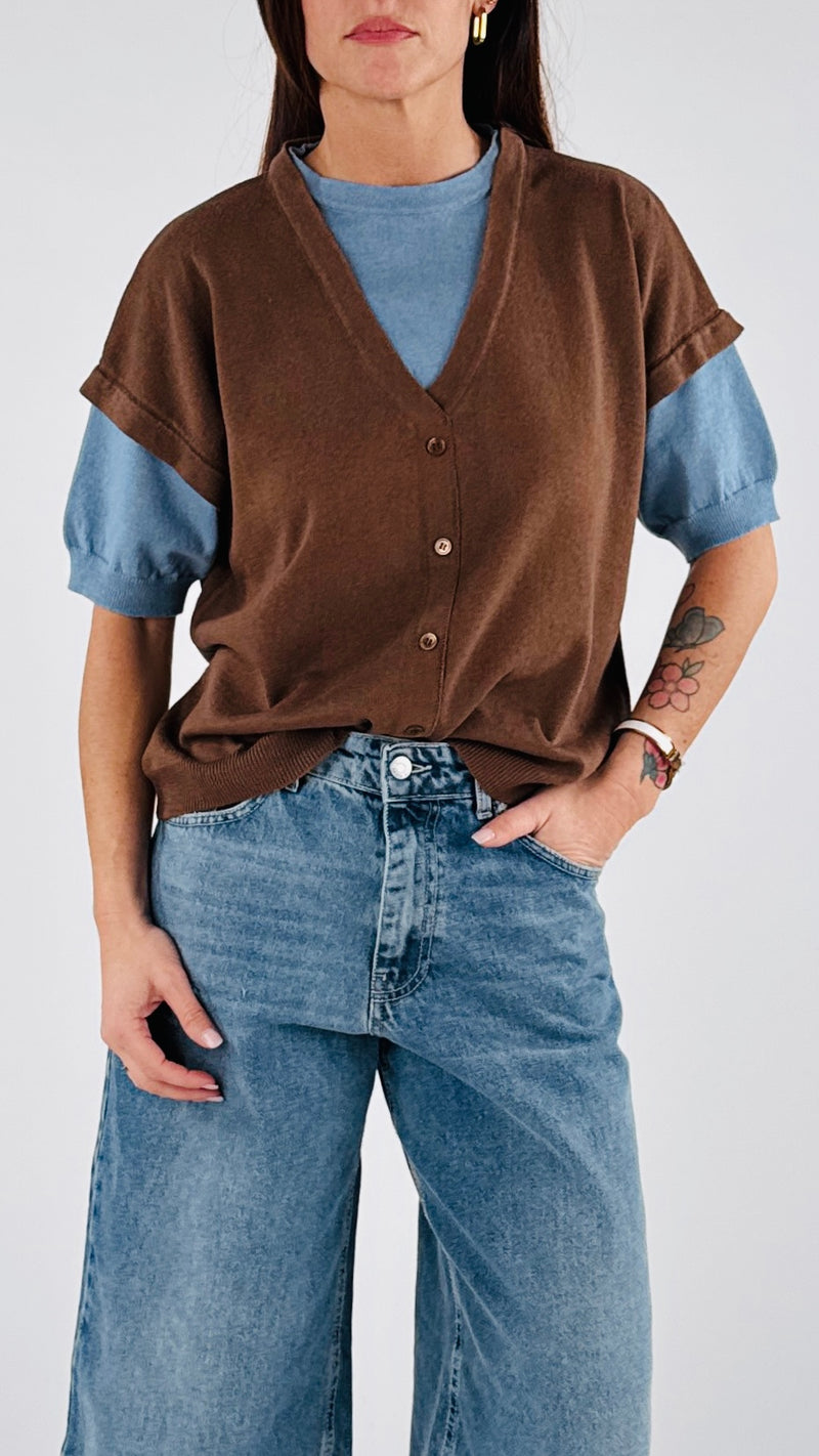 T-shirt+gilet Vic.