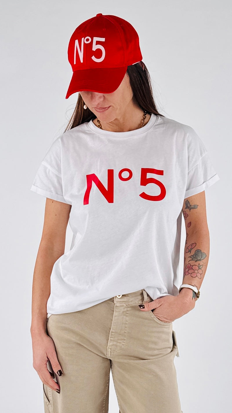 T-shirt n 5+cap