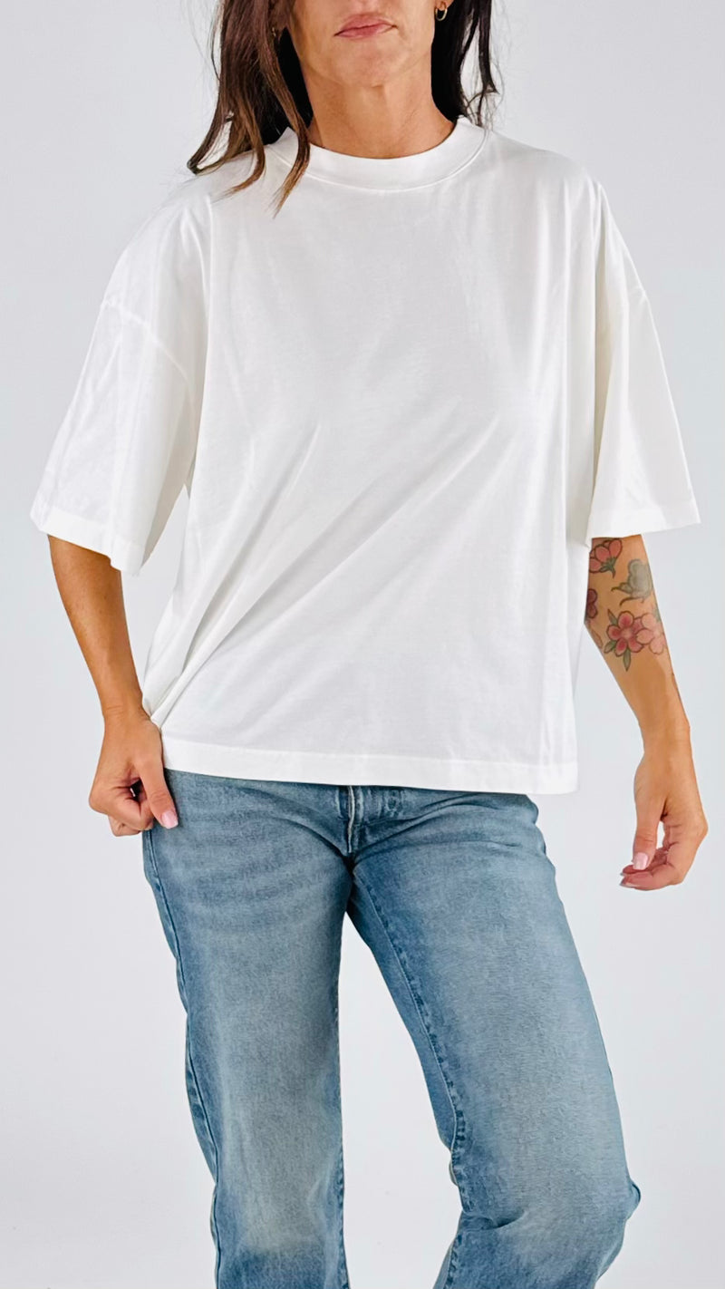 T-shirt over Vic.