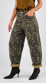 Jeans eggs leo T.