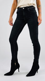 Jeans Miracle