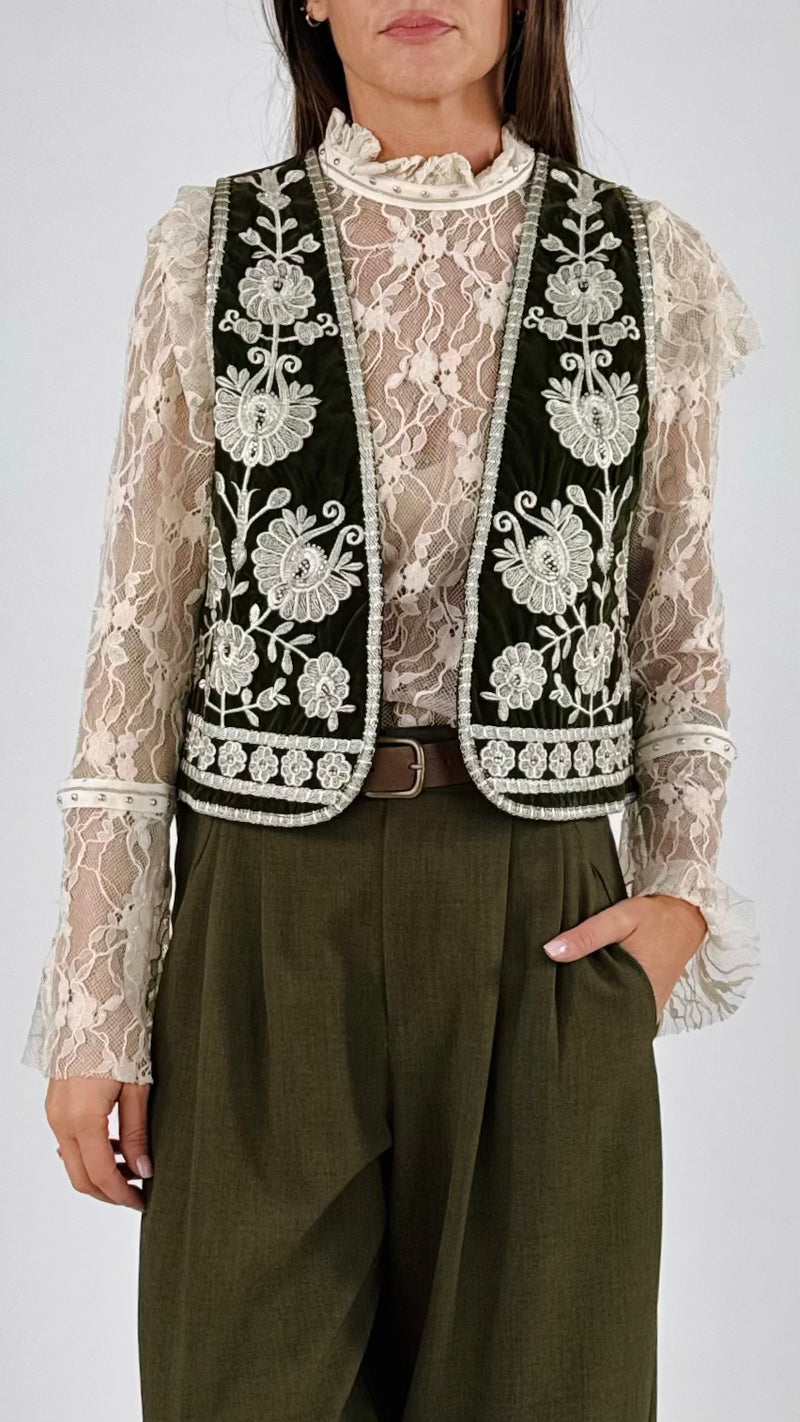 Gilet ciniglia ricami e perline H.