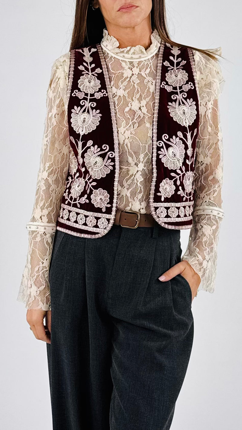 Gilet ciniglia ricami e perline H.