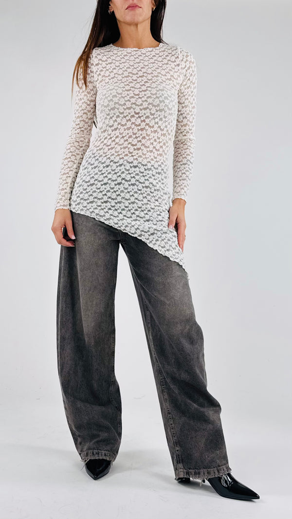 T-shirt pizzo goffrata asimmetrica