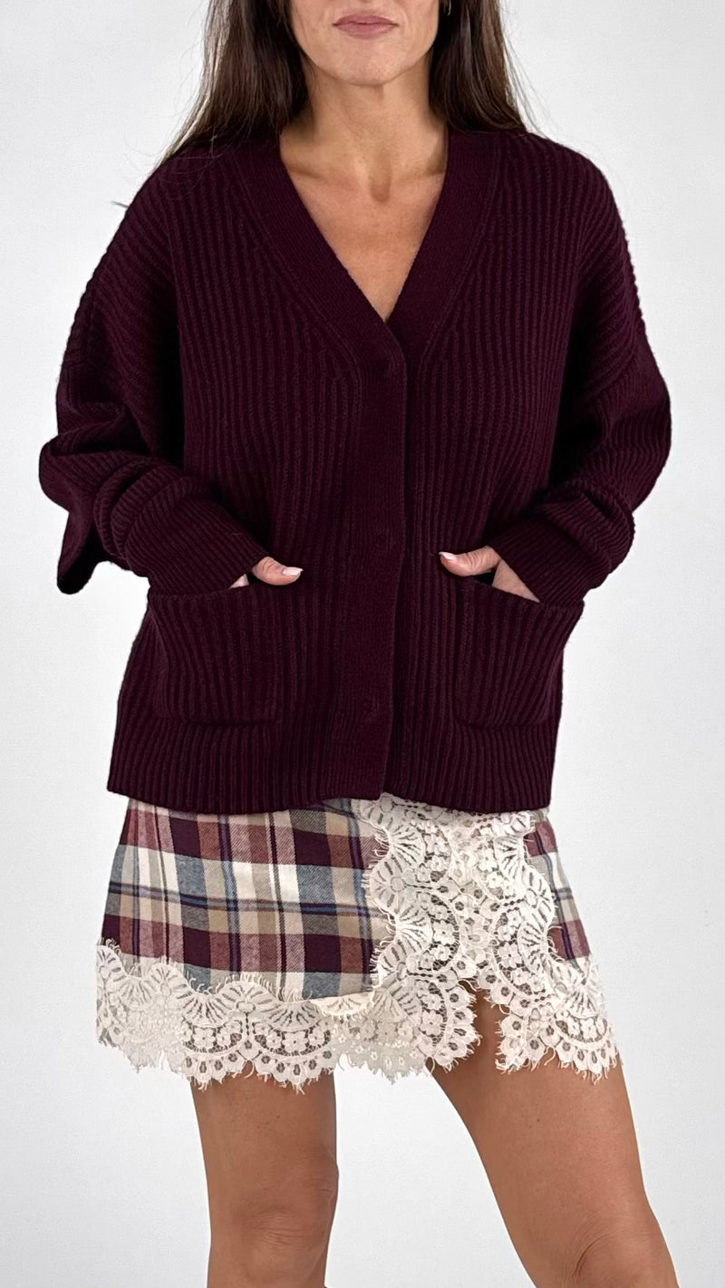 Cardigan costa larga+manicotti Vic.