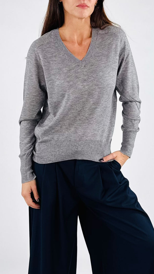 Pull scollo V lana merinos twin