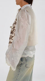 Gilet ricami+borchie H.