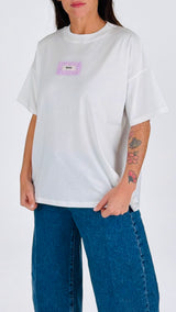 T-shirt over bisous Vic.