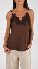 Top lingerie scollo macramé