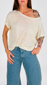 T-shirt over lino Twin