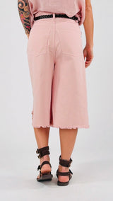 Bermuda Betty bull T.
