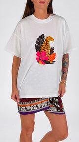 T-shirt over giaguaro Vic.