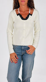 Pull pizzo e bottoni K.