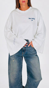 T-shirt calla be kind Vic.