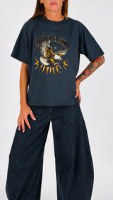 T-shirt higher ground aquila Vic.