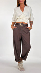 Pantalone carota tela H.